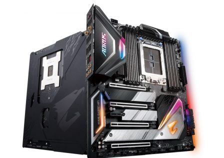 Aorus-X399-Extreme-Motherboard-1