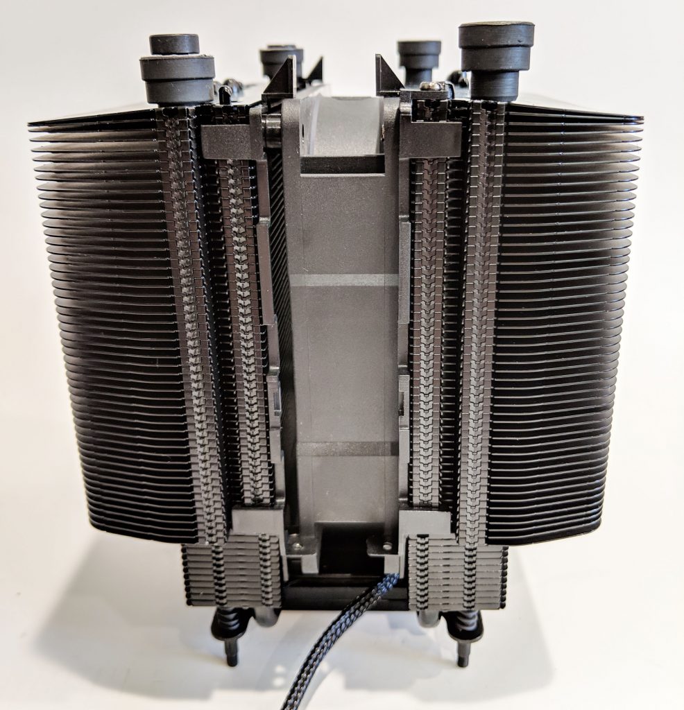 Cooler Master Wraith Ripper CPU Cooler AMD Fan installe