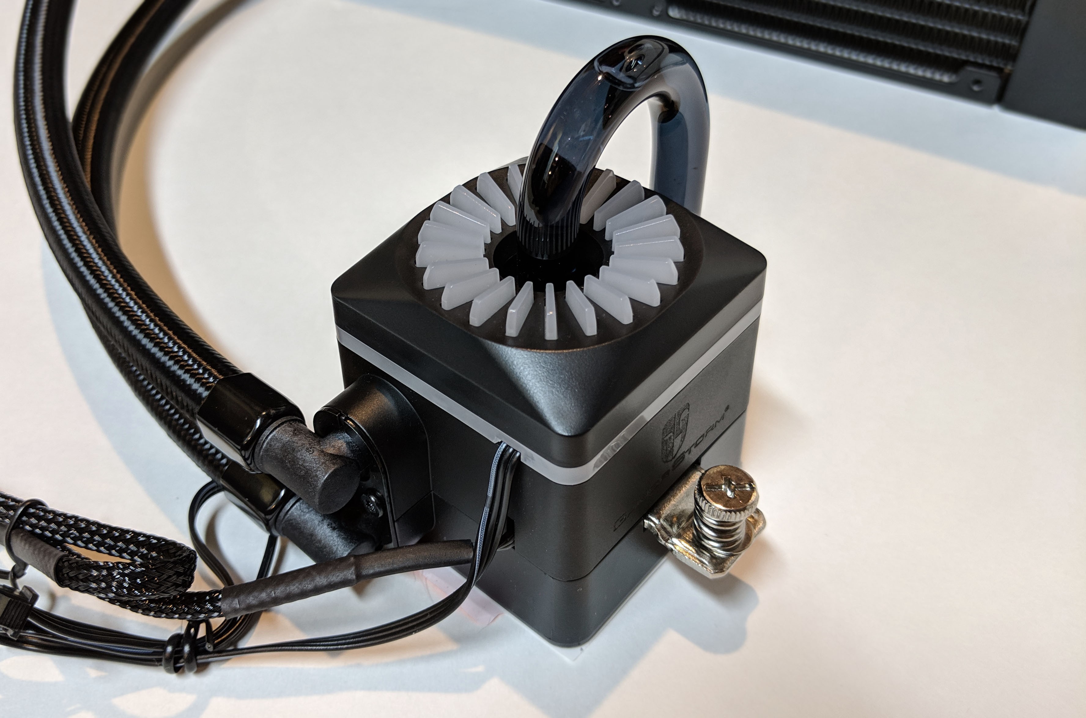 DeepCool Gamer Storm Captain 240 water cooling kiit Reviews, Pros and Cons