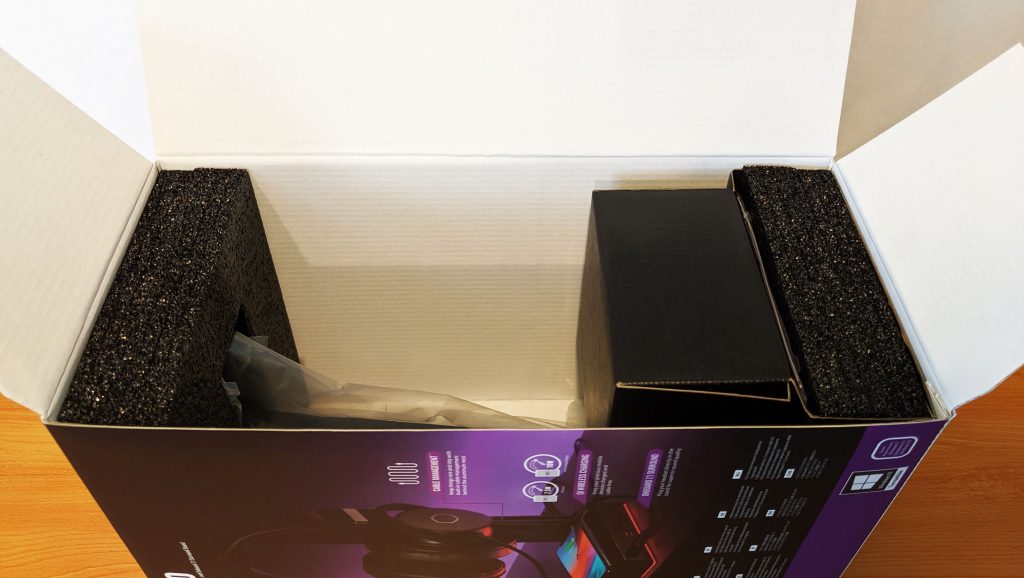 Cooler Master GS750 Box Open